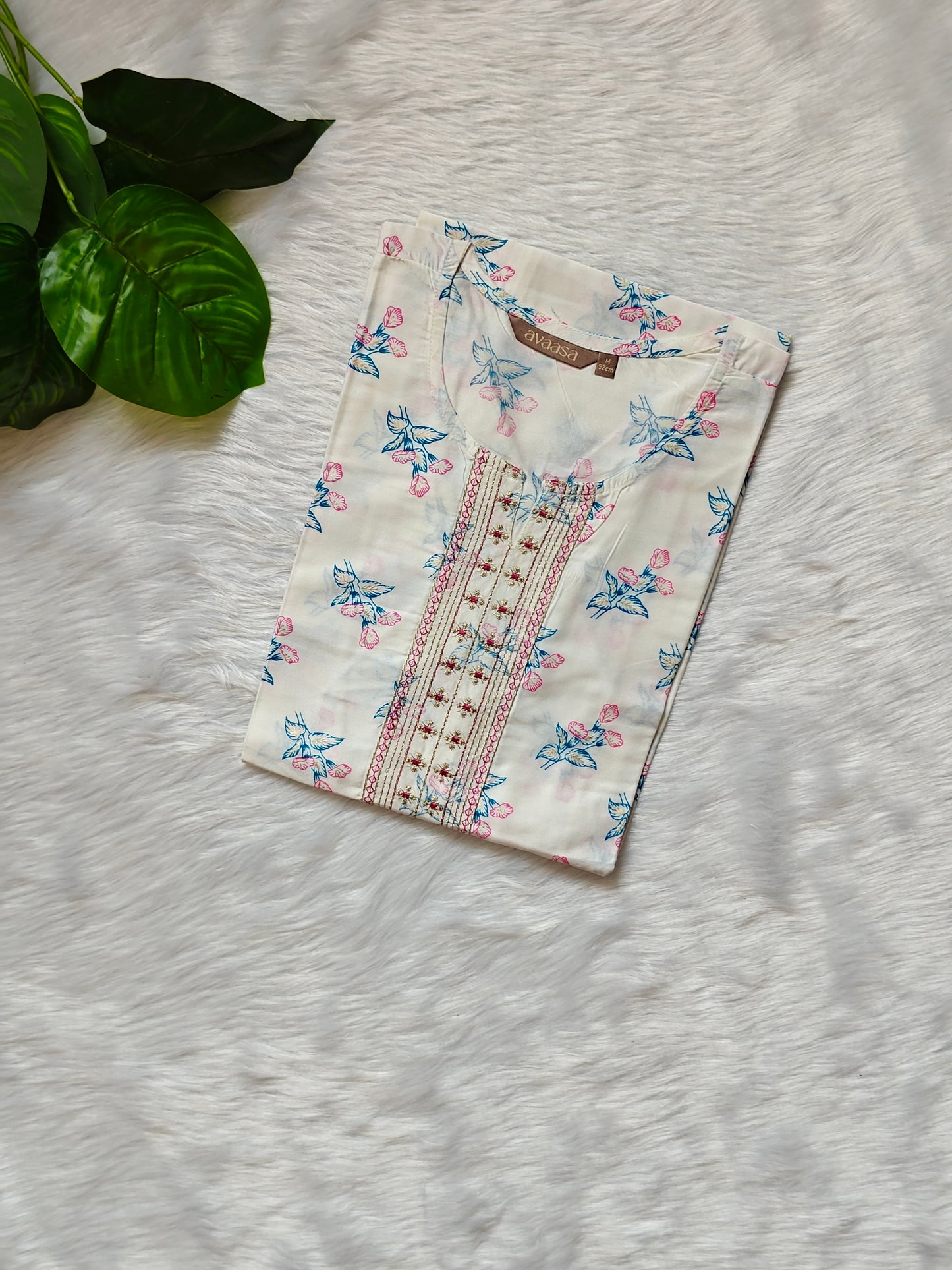 SNOW WHITE KURTI