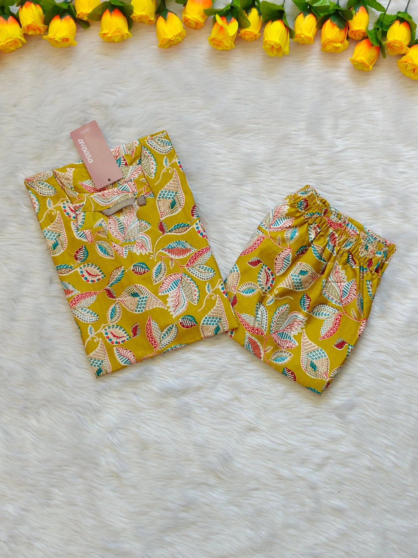 MUSTARD YELLOW CORD