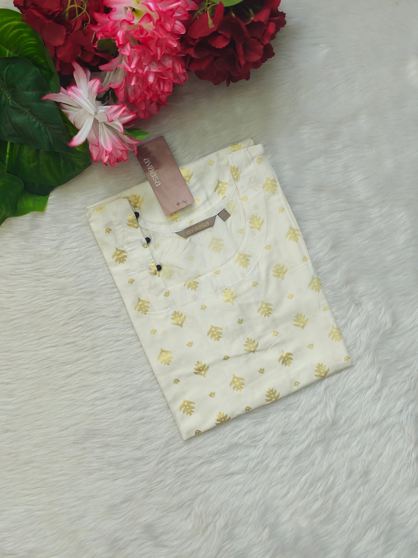 MILK WHITE KURTI