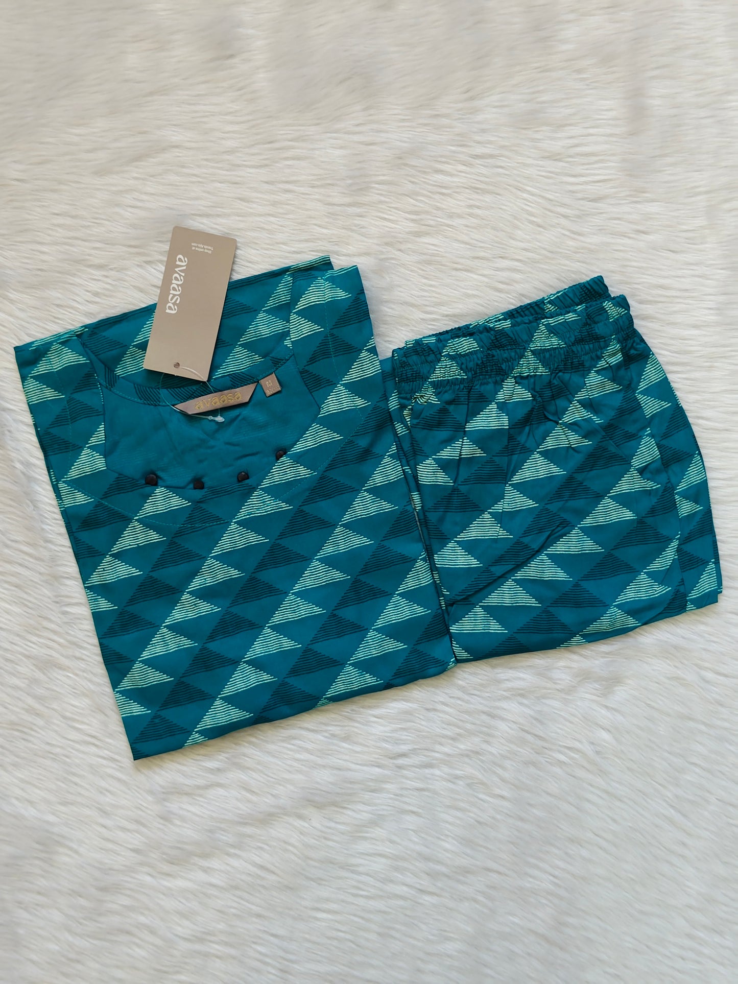 TEAL TRIANGLE RAYON CORD