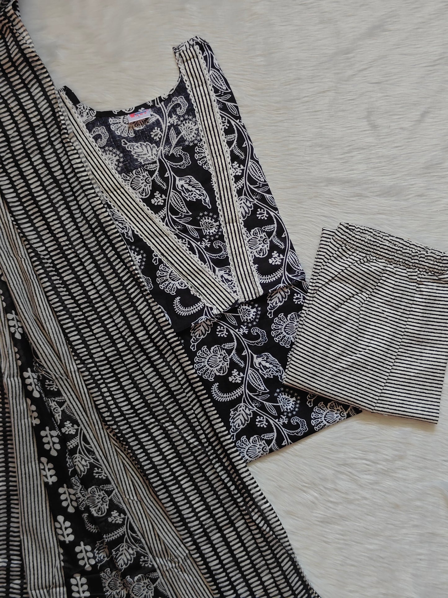 FLORAL BLACK COTTON SET
