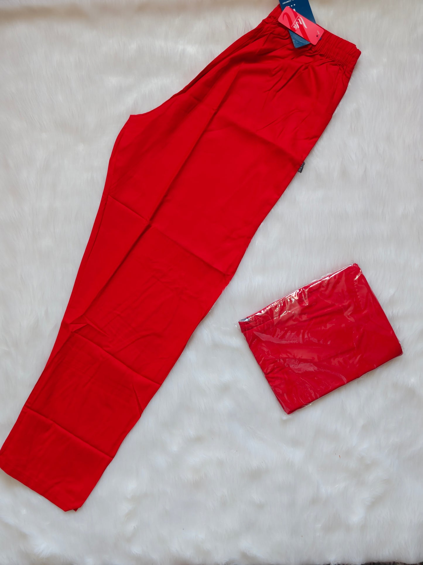 RED STRAIGHT PANT