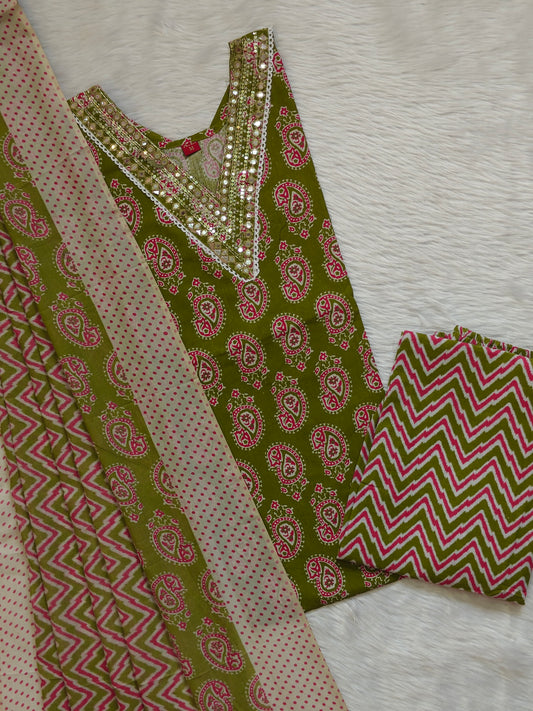 GREEN V NECK COTTON SET