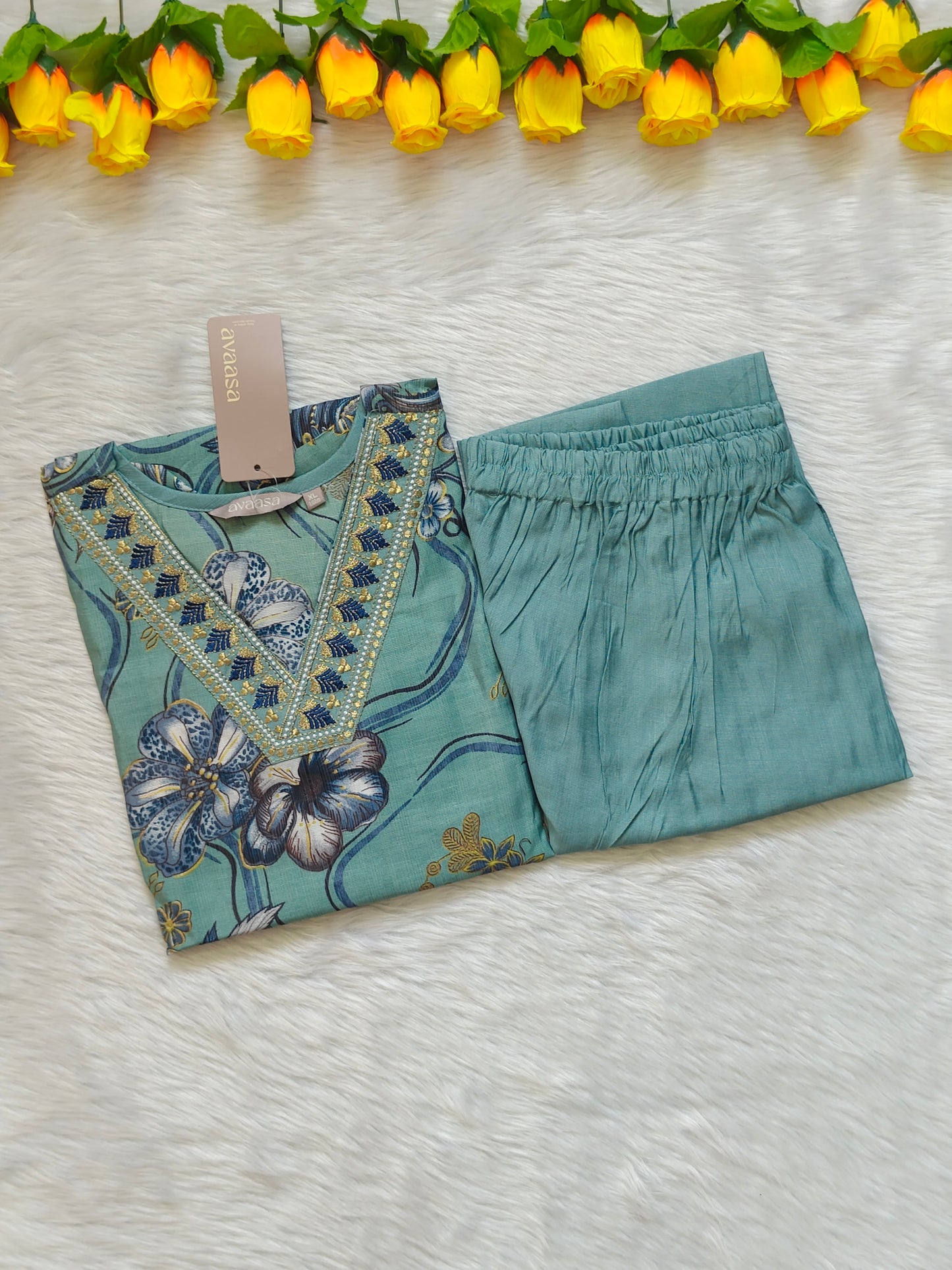 PASTEL GREEN CORD