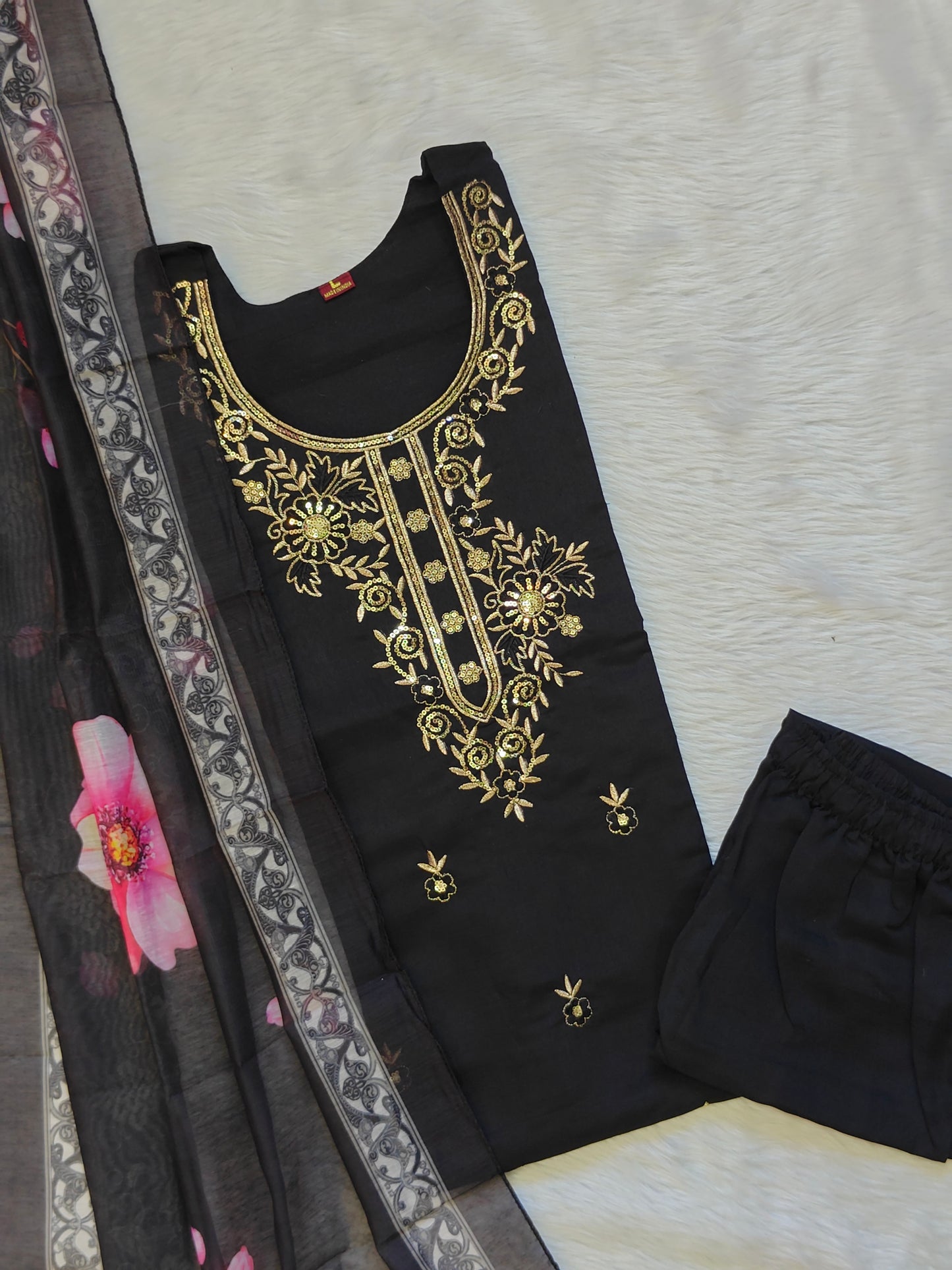 BLACK EMBRO SET
