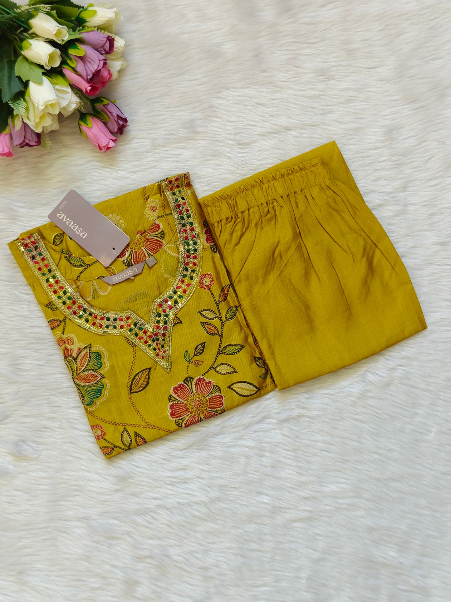 GOLDEN YELLOW CORD