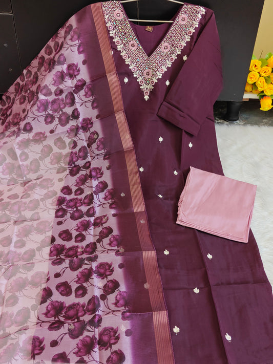 MIDNIGHT BLOOM HANDWORK SET