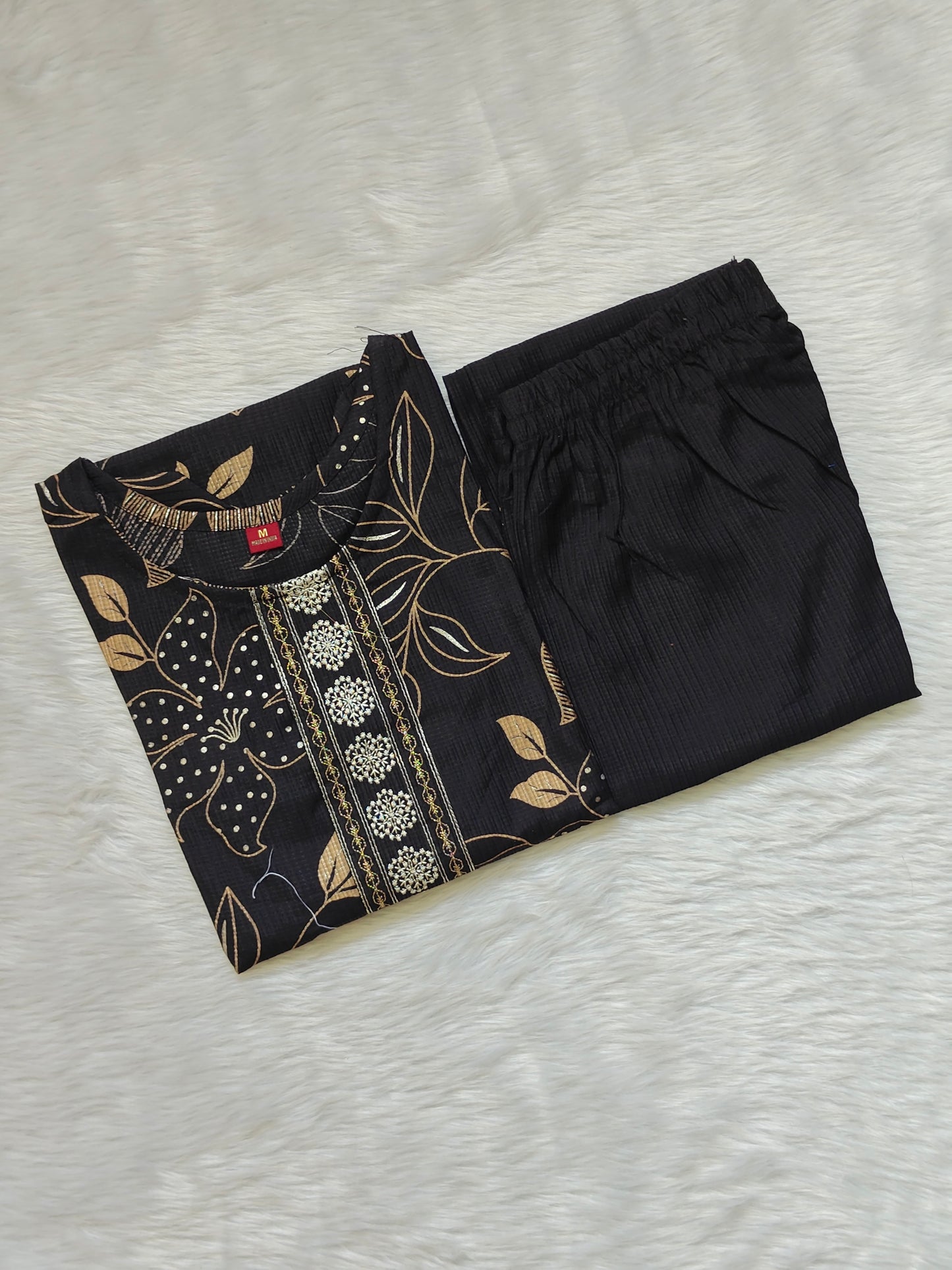 BLACK FLORAL CORD