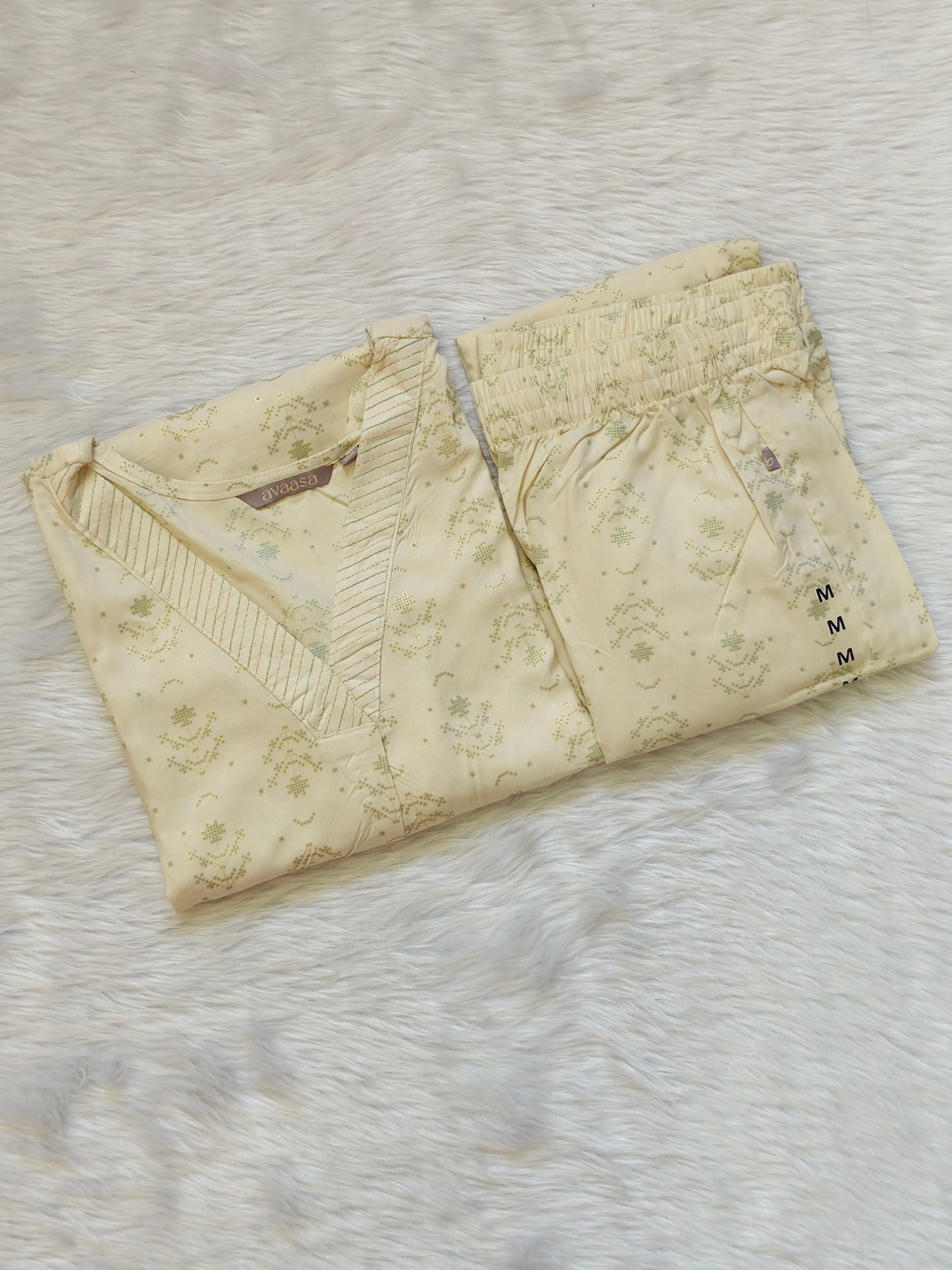 CREAM  PIXEL PRINT CORD