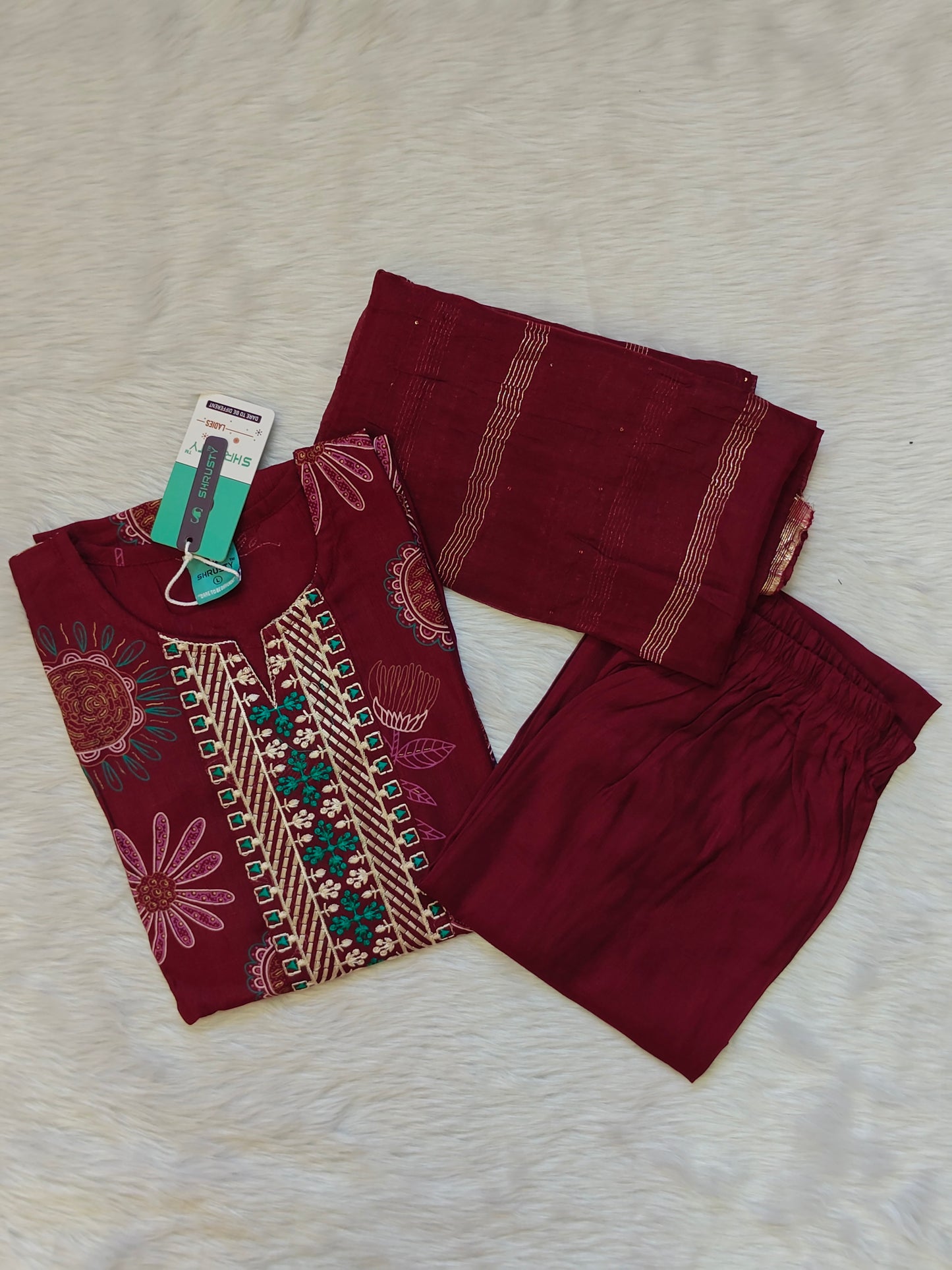 MAROON MULTI EMBRO SET