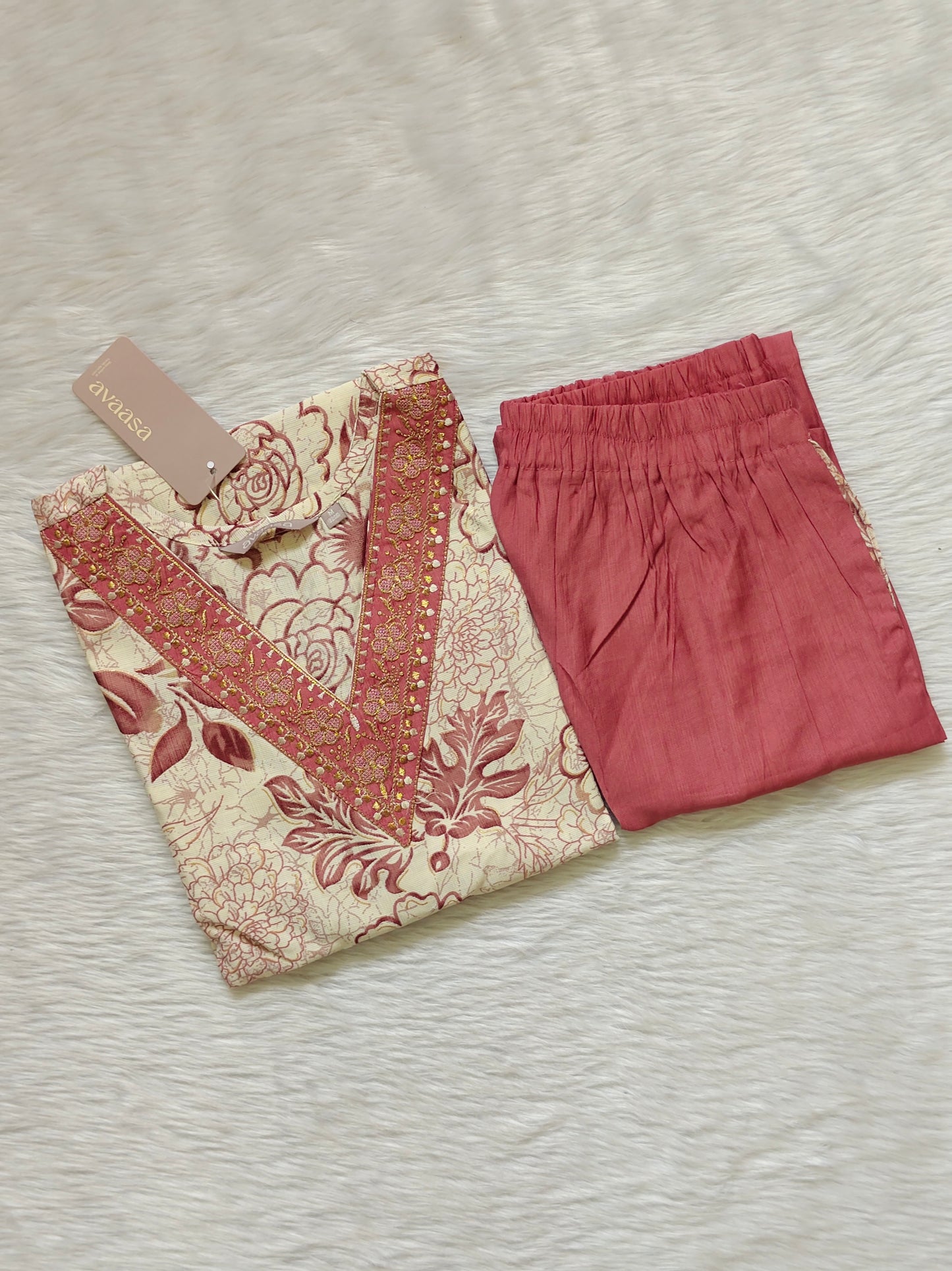 OFF WHITE ROSE FLORAL CORD