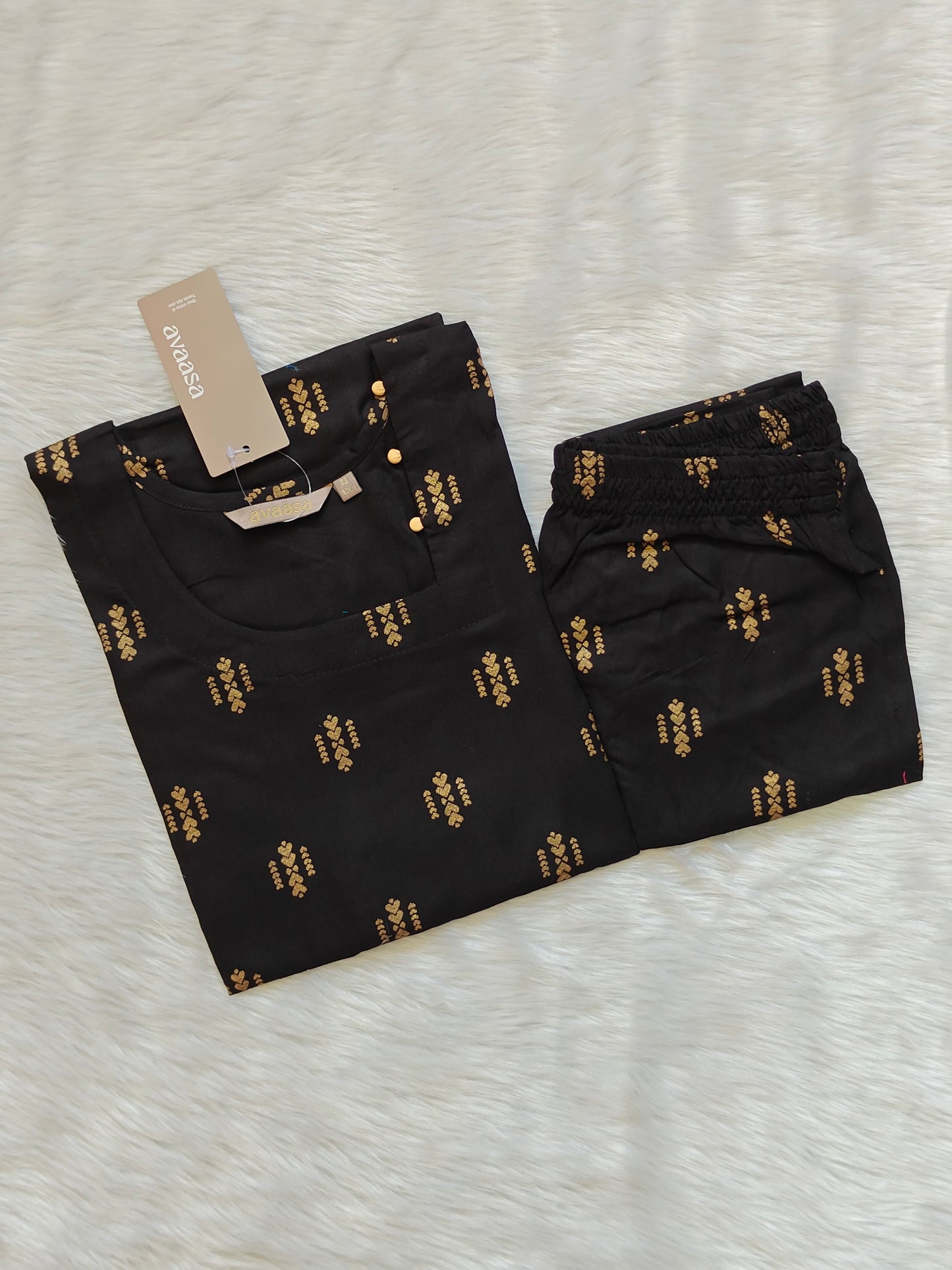BLACK GOLDEN RAYON CORD