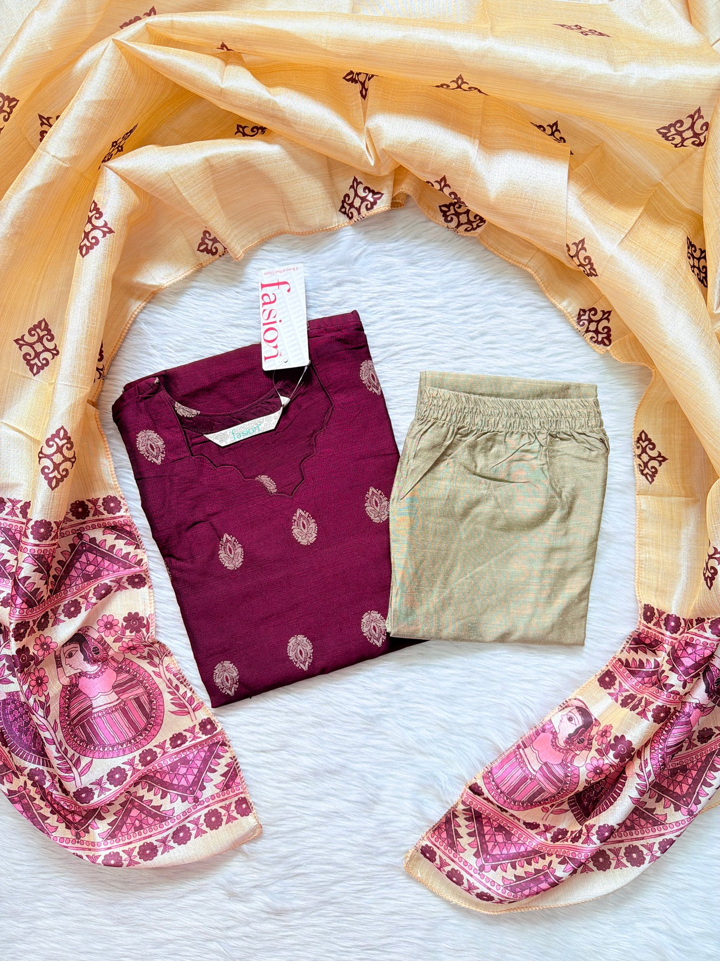 WINE PURPLE SCALLOP NECK RAW SILK  SET