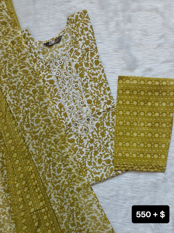 WHITE FLORAL COTTON SET