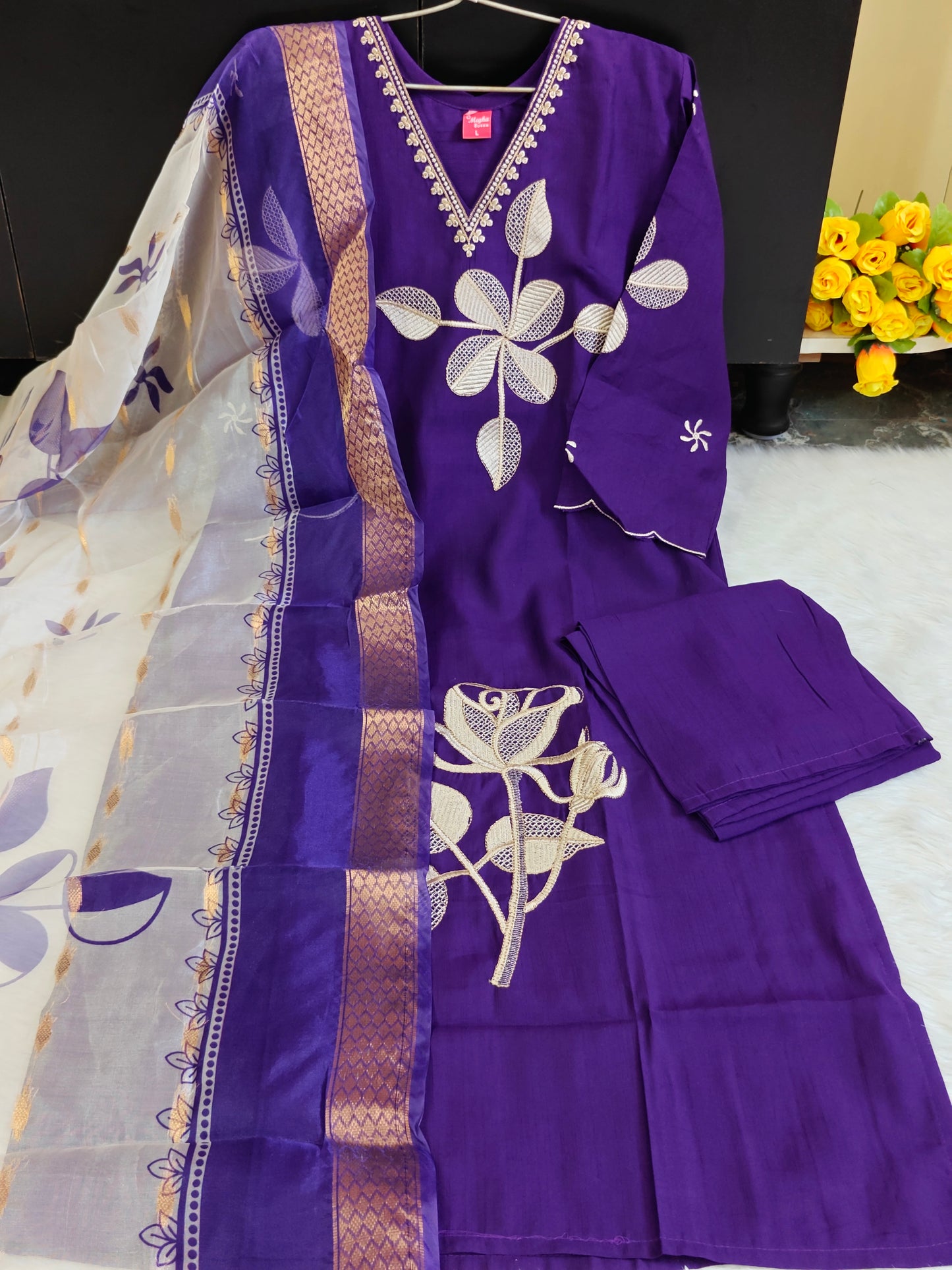 HYANI PURPLE V NECK SET