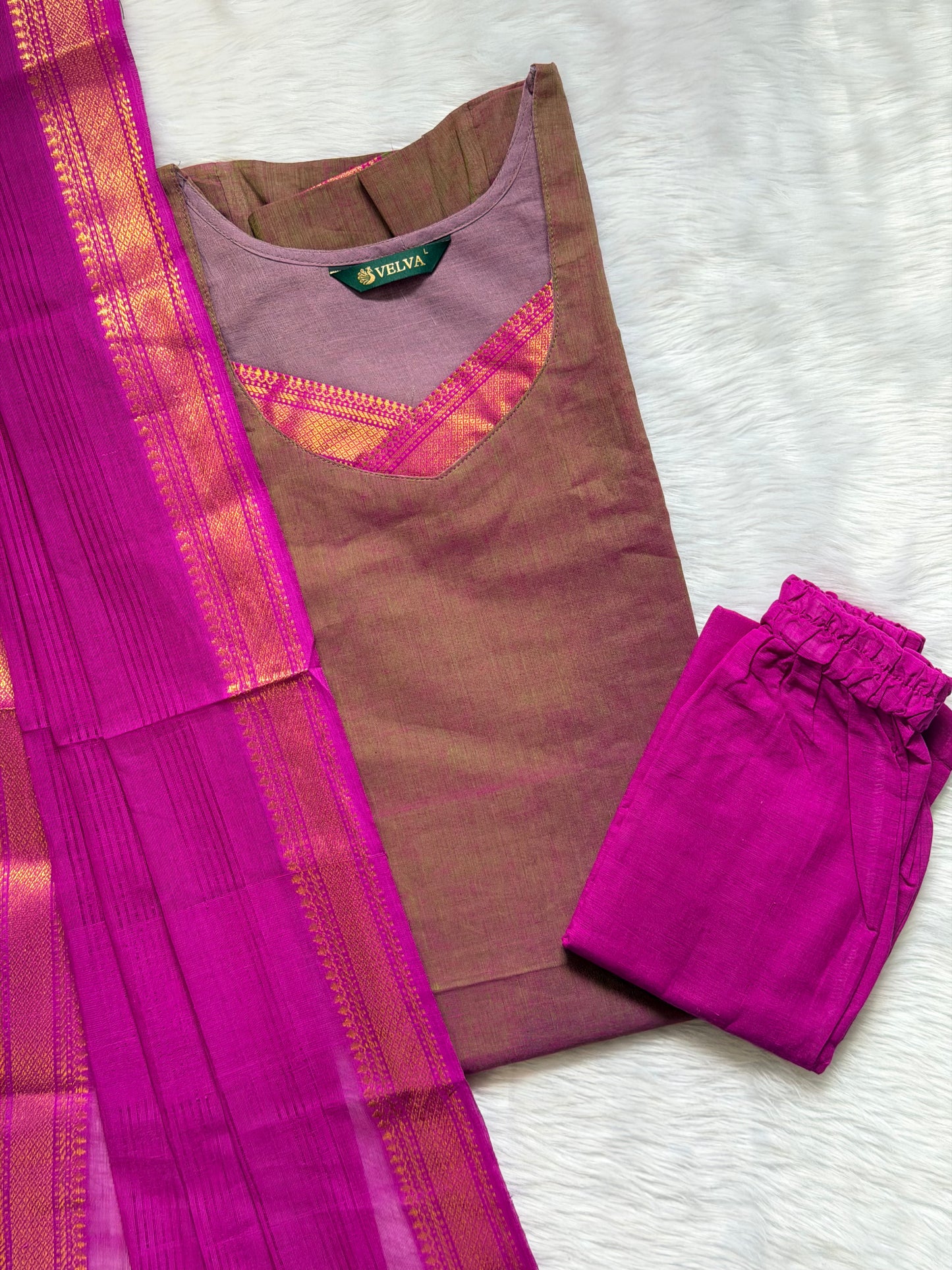 TAUPE PINK GOLD ZARI SET